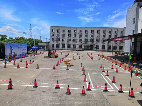  鄞州区职业技能大比武于今日正式开始