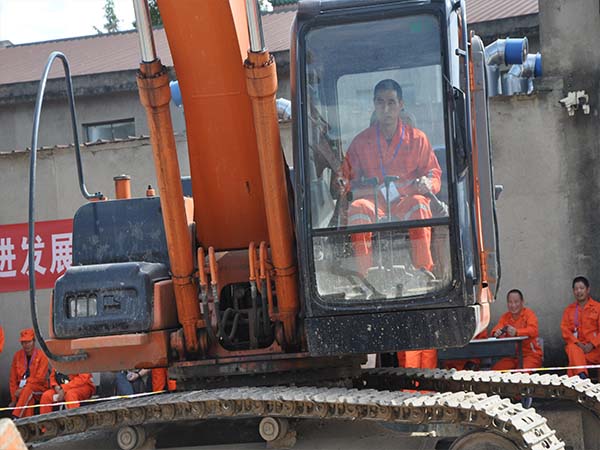 2020年交通运输系统筑路机械技能大赛圆满结束